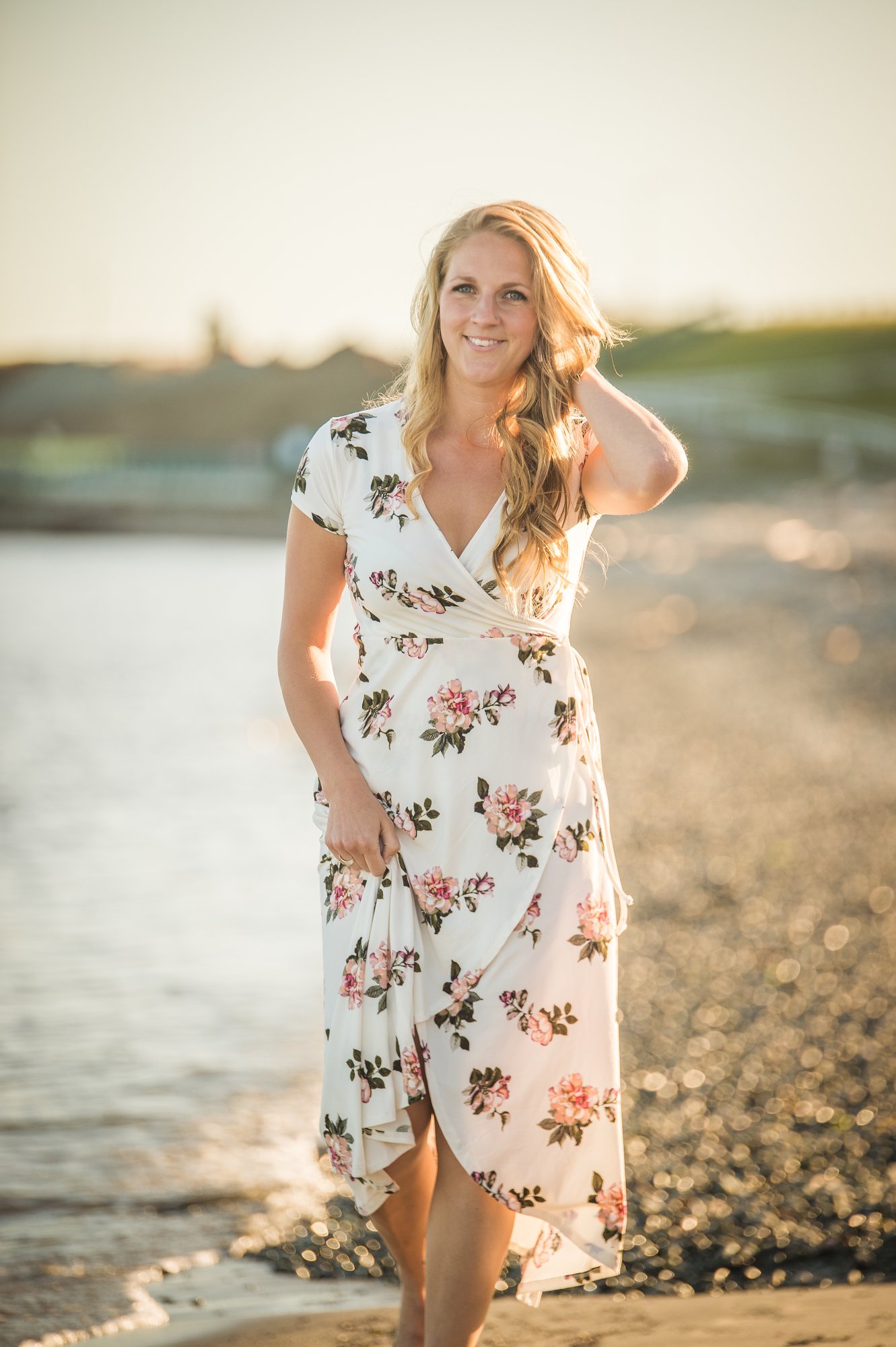 Alik and Amanda together during their engagement session at Beacon Hill Park in Victoria